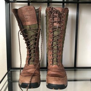 sz 6.5 Ariat Insulated Boots